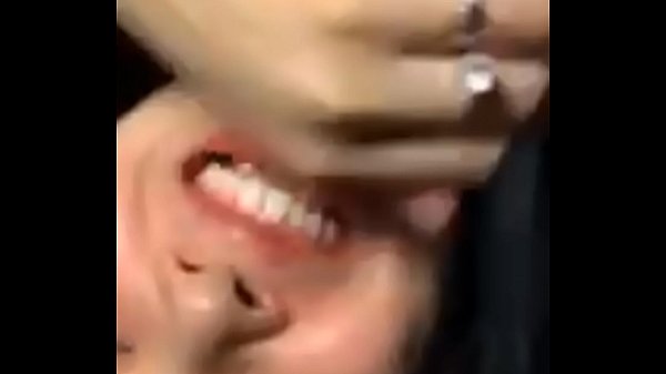 Chị gái Hạ Long thủ dâm thèm địt tìm phi công trẻ