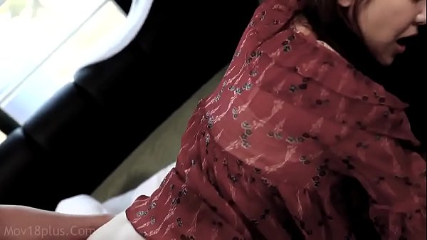 Khung cảnh nứng cùng đồng nghiệp