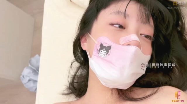 Đụ nát bím em nô lệ tình dục loli
